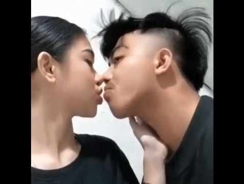 Gusto niya isagad pero masakit na